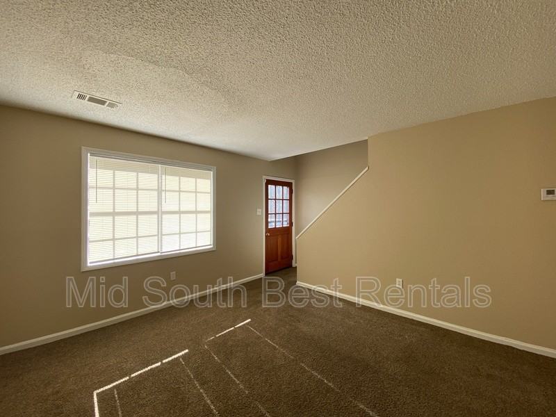 1236 Chickamauga Ave - Photo 2 of 16