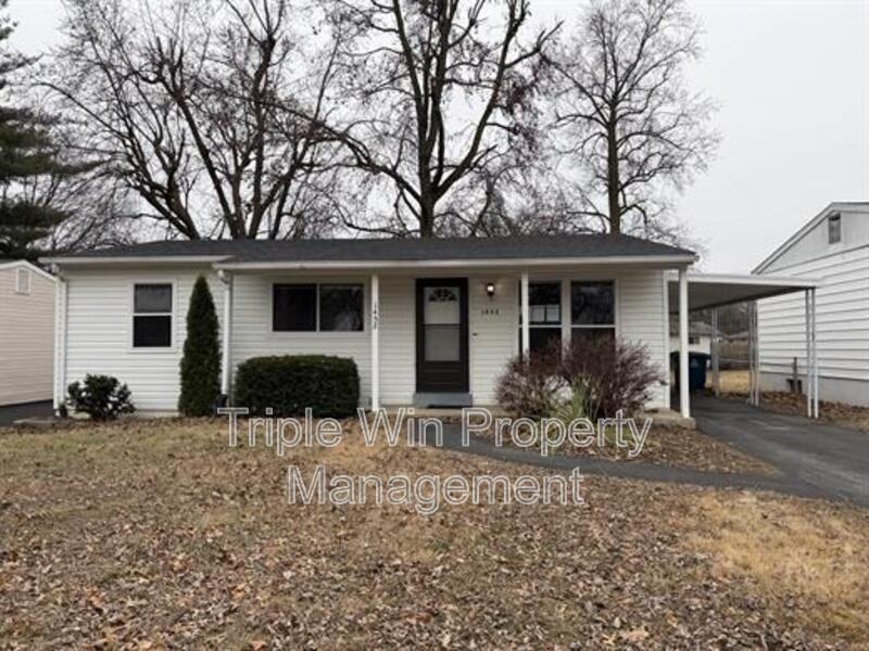 1452 Redman Blvd - Photo 2 of 31