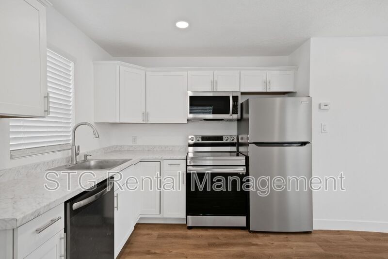 300 Wn #1 - Photo 2 of 14