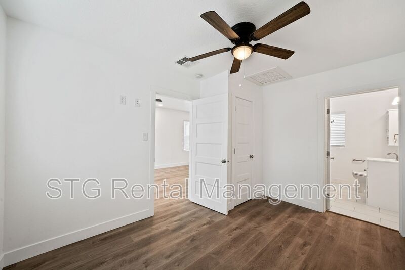 300 Wn #1 - Photo 7 of 14