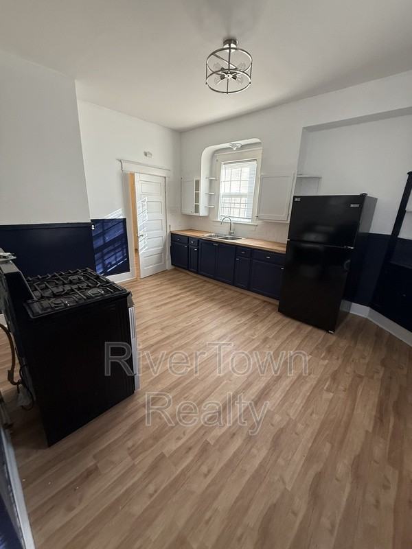 1169 Tutwiler Ave - Photo 4 of 12