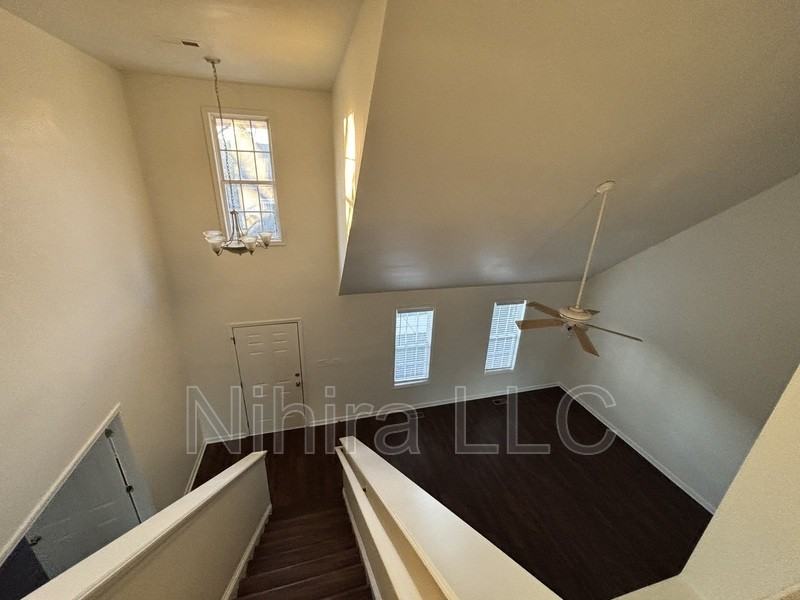 148 Danesway Dr - Photo 4 of 20