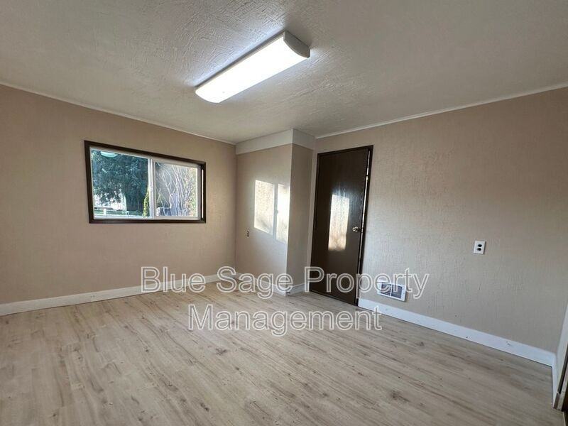 43 Breeze Way - Photo 6 of 17