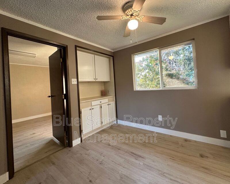 43 Breeze Way - Photo 7 of 17