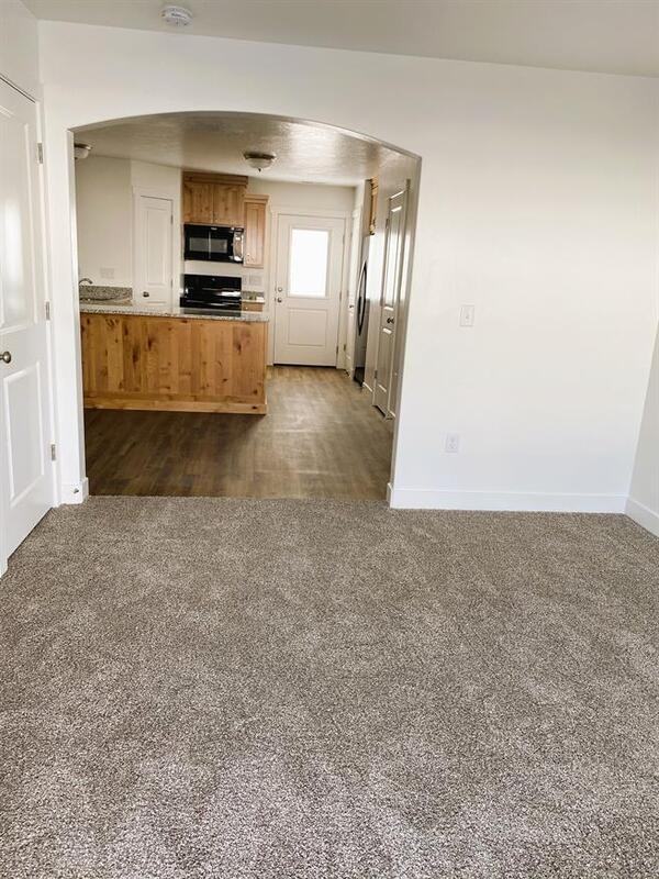 2460 Wn #9 - Photo 4 of 6