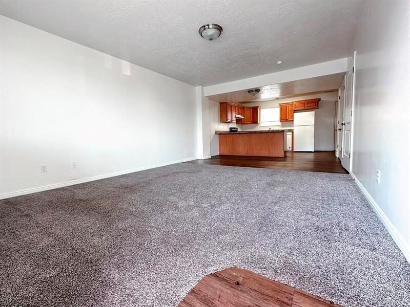 2565 Wn #3 - Photo 3 of 10