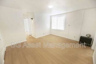 2039 Macarthur Blvd #8 - Photo 1 of 1