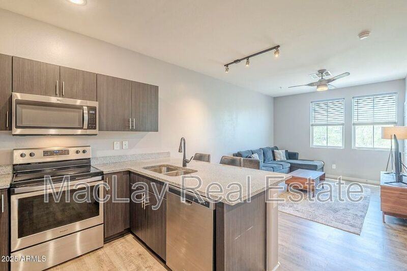 2271 E Hidalgo Ave - Photo 6 of 31