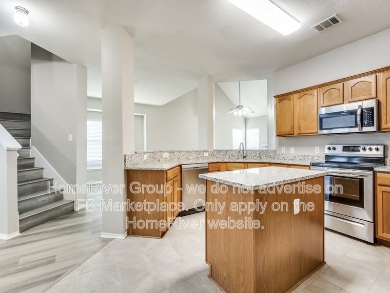 9736 Old Field Dr - Photo 6 of 18