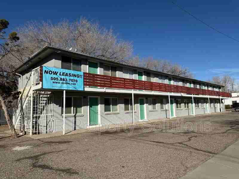 1200 Coal Ave Sw #5 - Photo 2 of 7