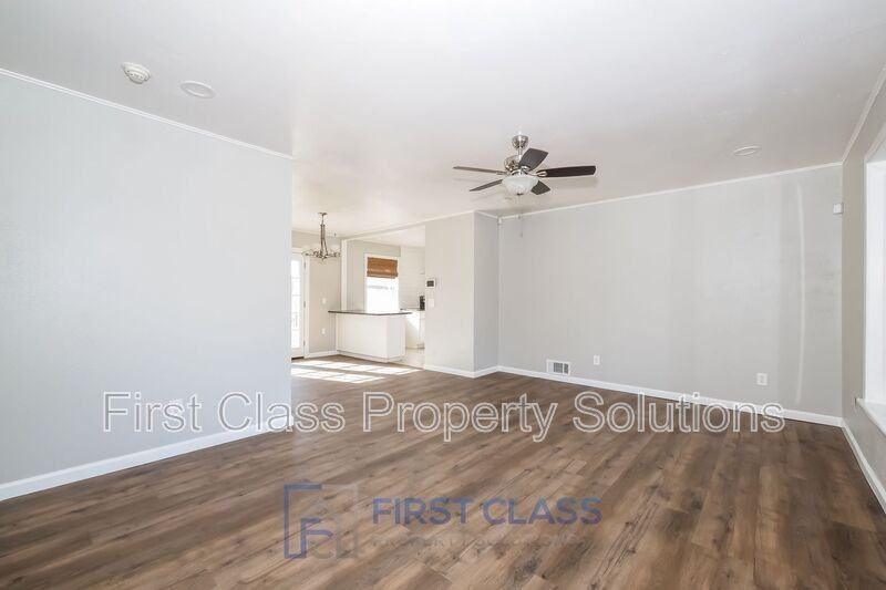 2236 Carlton Way - Photo 6 of 19