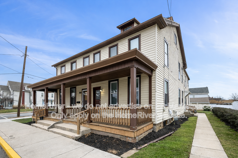 373 W North St #1 - Photo 4 of 21