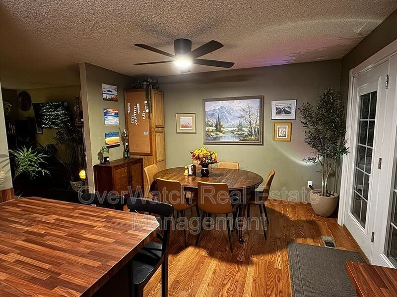 9532 Dundas Cir - Photo 7 of 38