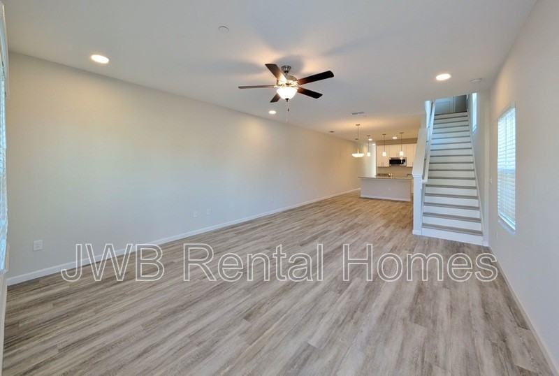 850 5th Ave S - Photo 5 of 21