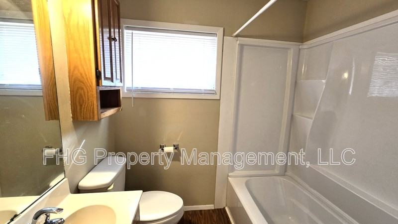 114 Forrester Dr - Photo 6 of 8