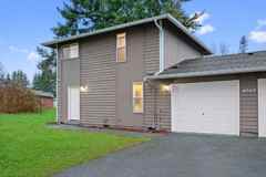 9727 5th St Ne #B - Photo 1 of 1