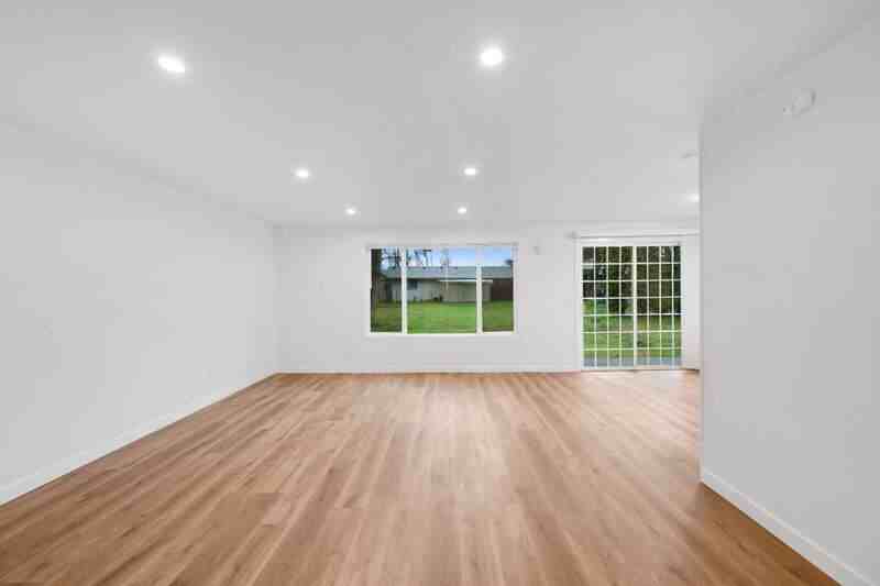 9727 5th St Ne #B - Photo 5 of 30