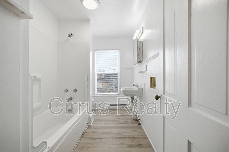 133 North St #C - Photo 7 of 11