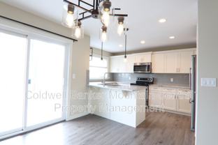 1391 Starling Dr Nw #4 - Photo 1 of 1