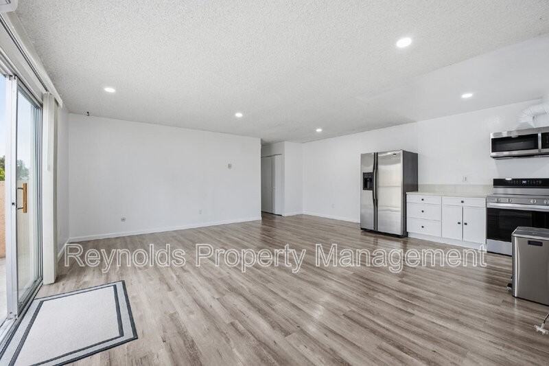 6814 Camphor Ln - Photo 2 of 20