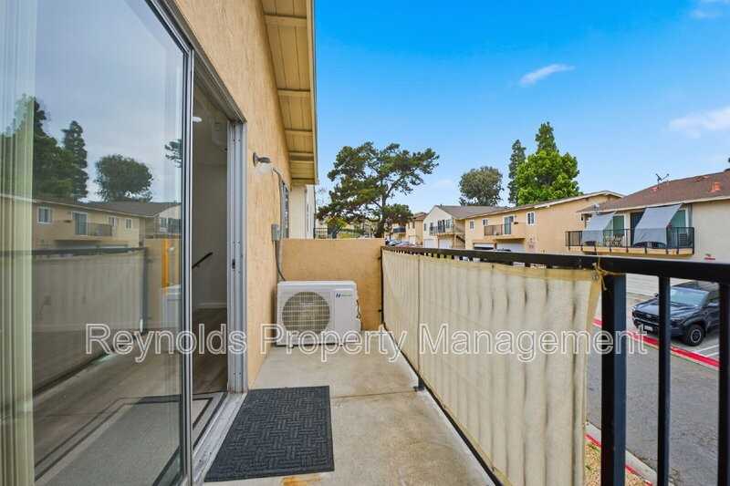 6814 Camphor Ln - Photo 6 of 20