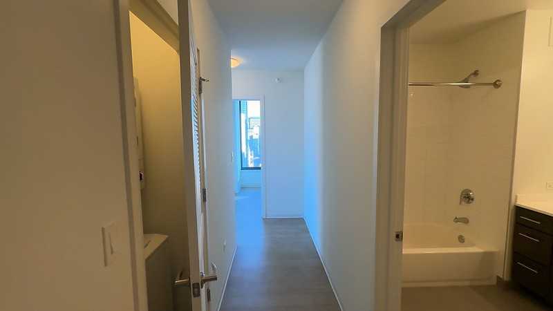 359 W Superior St - Photo 4 of 9