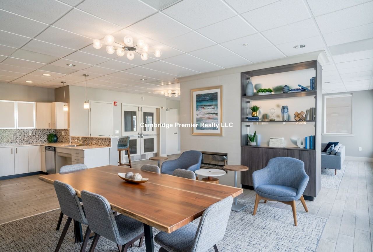 Valley St #401 - Photo 5 of 11