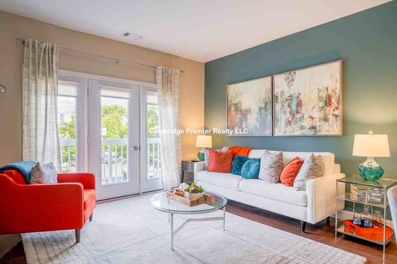 Valley St #401 - Photo 6 of 11