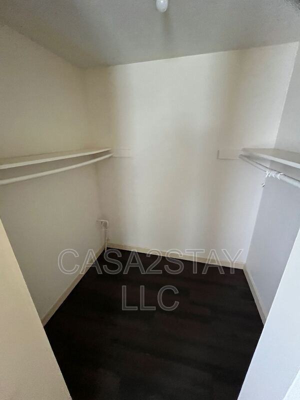 2100 Saint Johns Pl #2112 - Photo 4 of 10