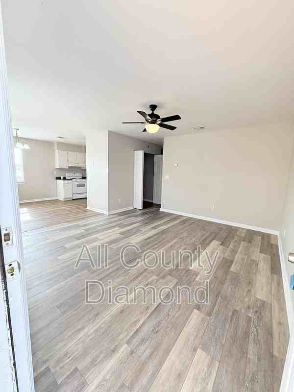 130 Beulah Ave #4 - Photo 4 of 17