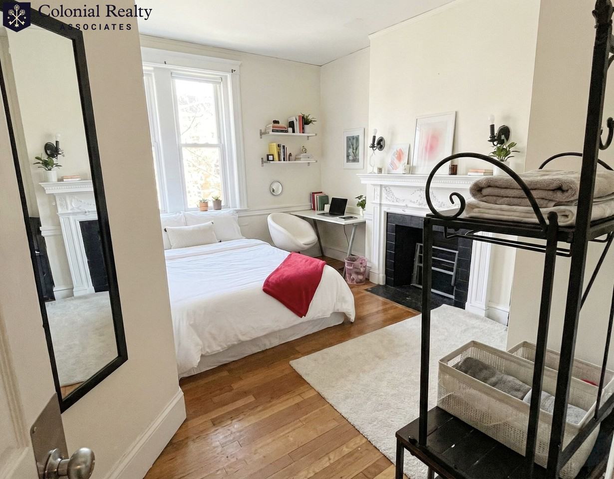 344 Saint Paul St #1 - Photo 5 of 10