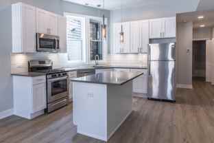 3052 N Lincoln Ave #3F - Photo 1 of 1