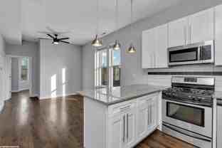 1056 N Damen Ave #3F - Photo 1 of 1