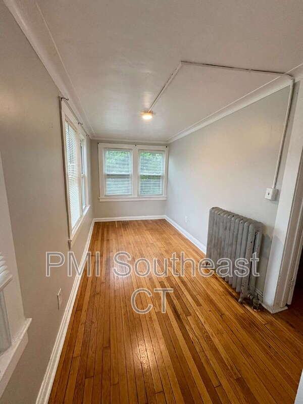 79 Garfield Ave #1F - Photo 4 of 7