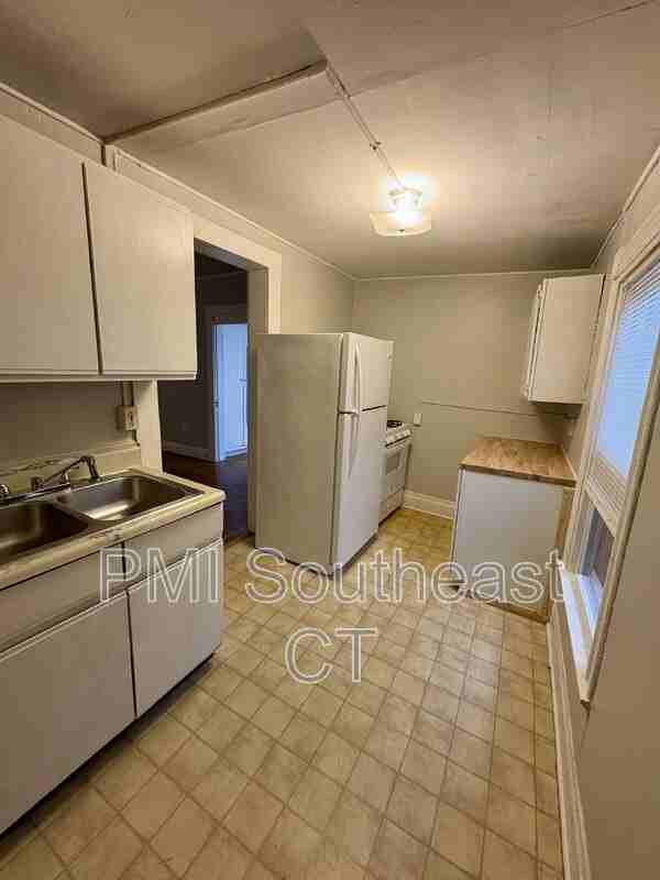 79 Garfield Ave #1F - Photo 5 of 7