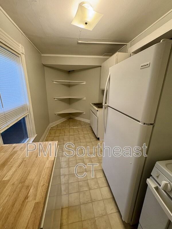 79 Garfield Ave #1F - Photo 6 of 7