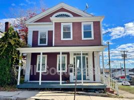 featured image of 3 Prospect St #2