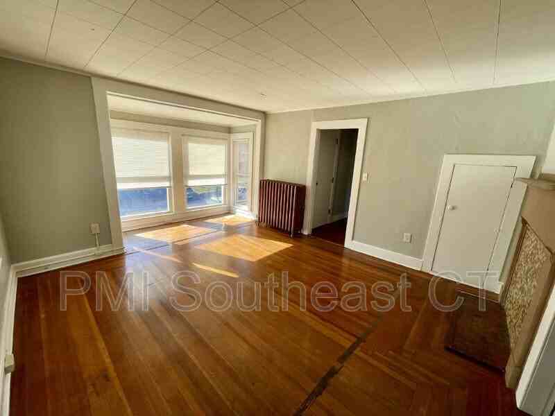 3 Prospect St #2 - Photo 4 of 11