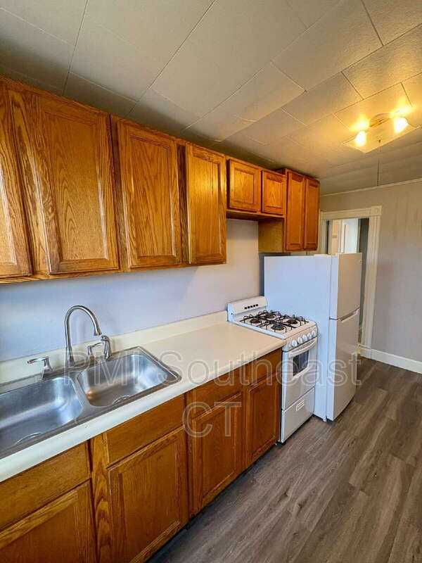 79 Garfield Ave #3R - Photo 3 of 7