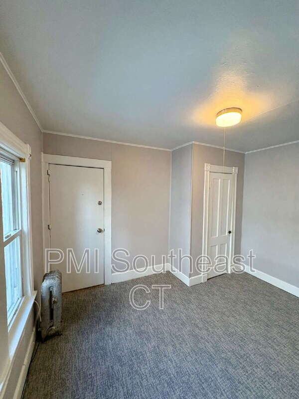 79 Garfield Ave #3R - Photo 5 of 7