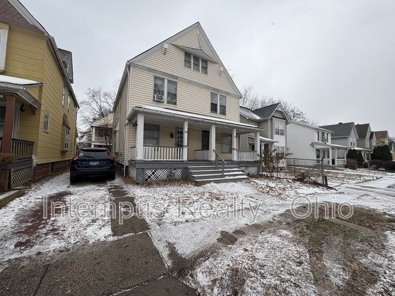 632 E 101st St #2 - Photo 3 of 23