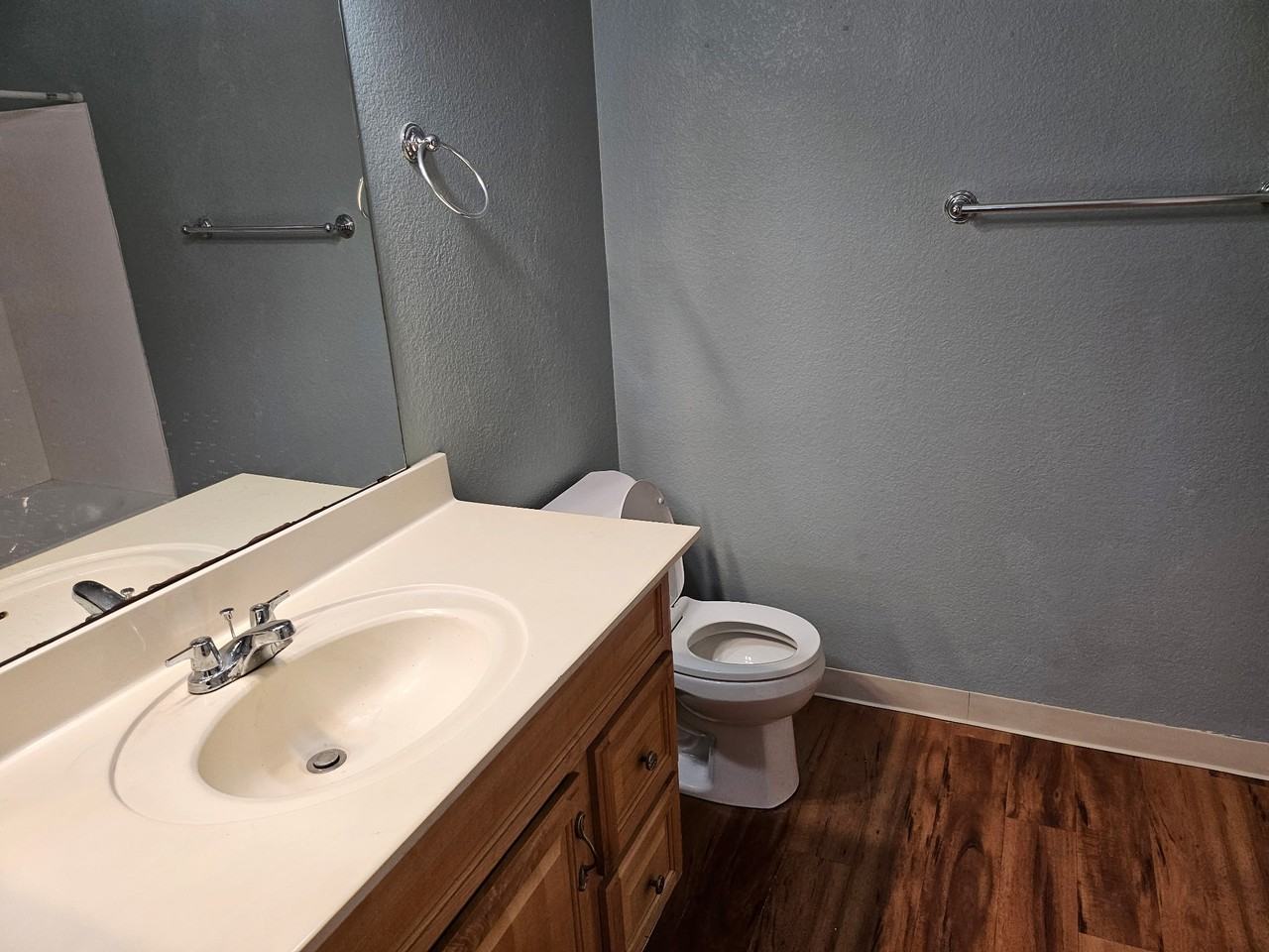 Springs At Yorkshire Apartment #1124 - Photo 2 of 11