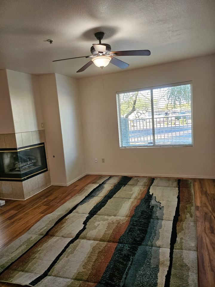 Springs At Yorkshire Apartment #1124 - Photo 4 of 11