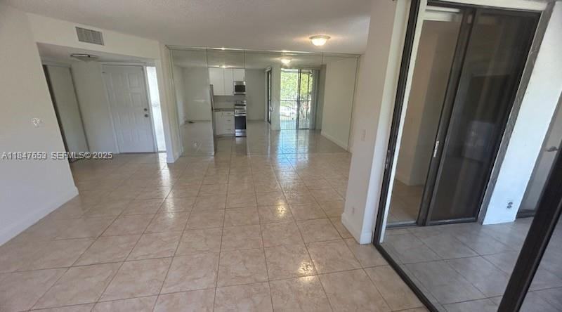 4729 Northwest 22nd Street - Photo 6 of 9