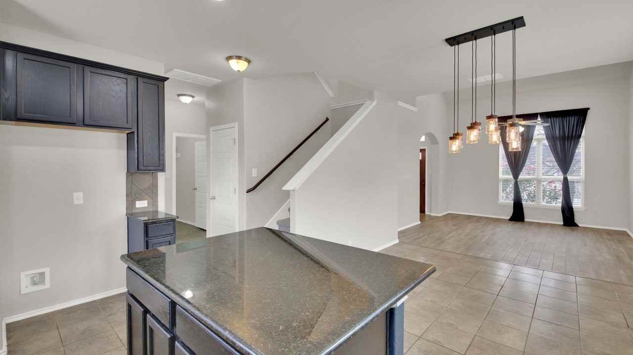 579 Dragon Ridge Rd - Photo 6 of 30