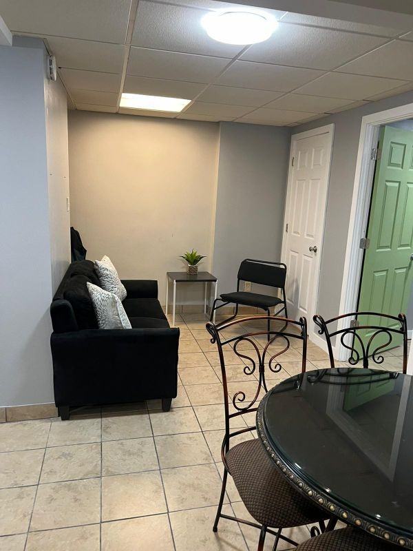 305 Mount Eden Pkwy - Photo 2 of 13