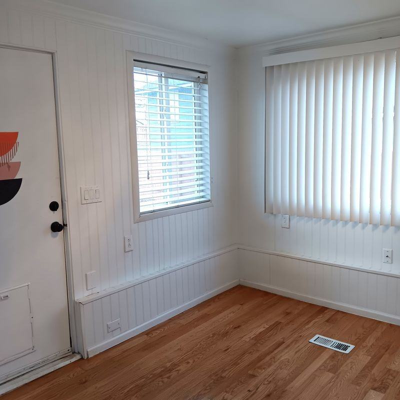 184 N 9th Ave - Photo 6 of 24