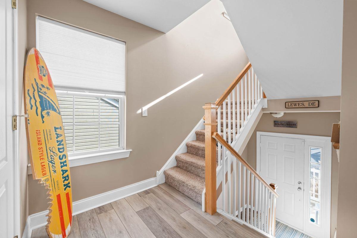 17293 Queen Anne Way - Photo 4 of 43