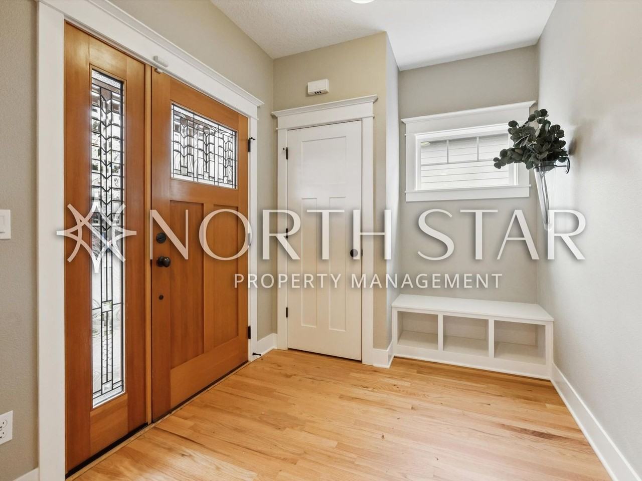 5801 S Kelly Ave - Photo 4 of 43