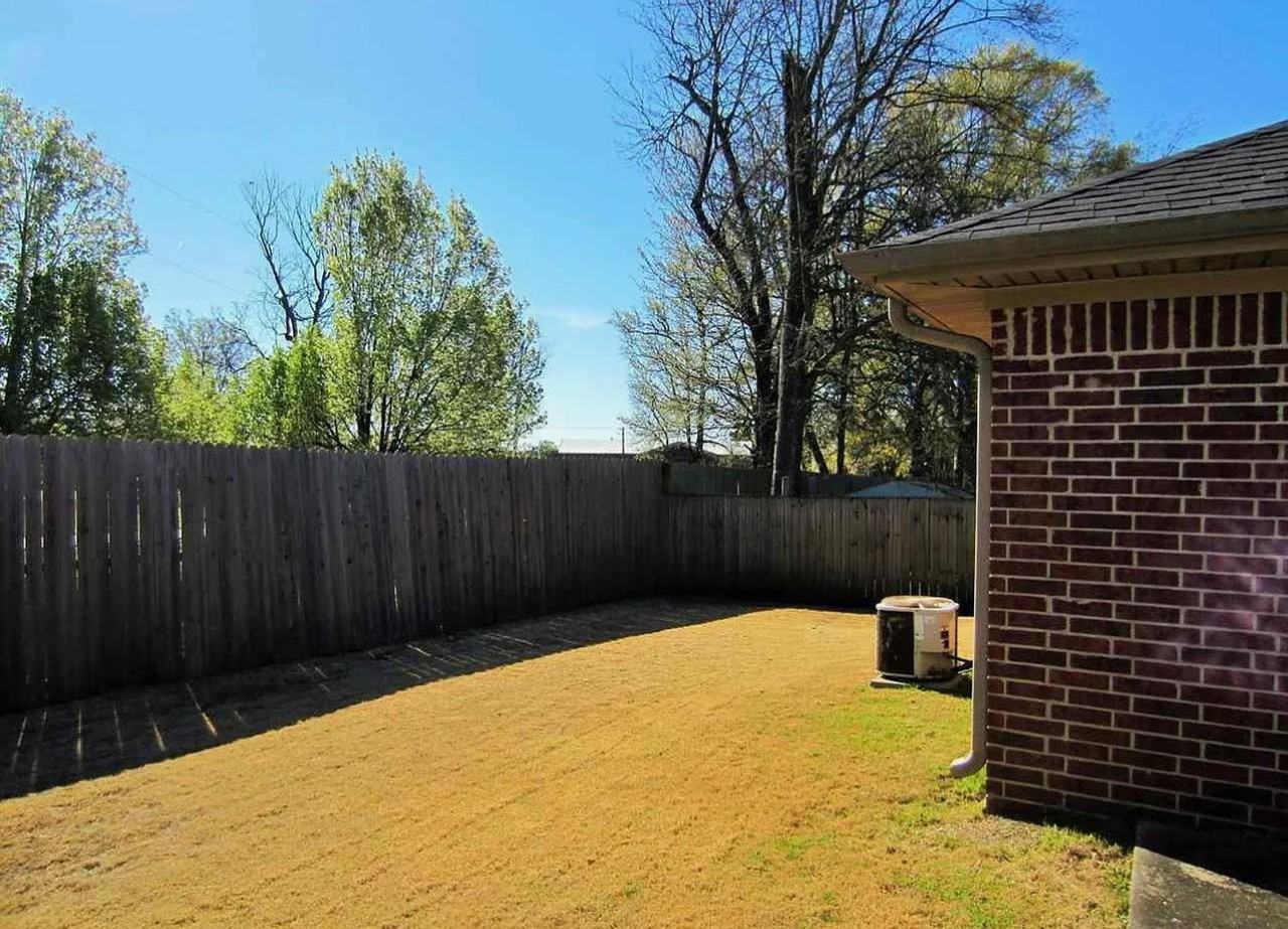 2708 Henson Pl - Photo 2 of 6